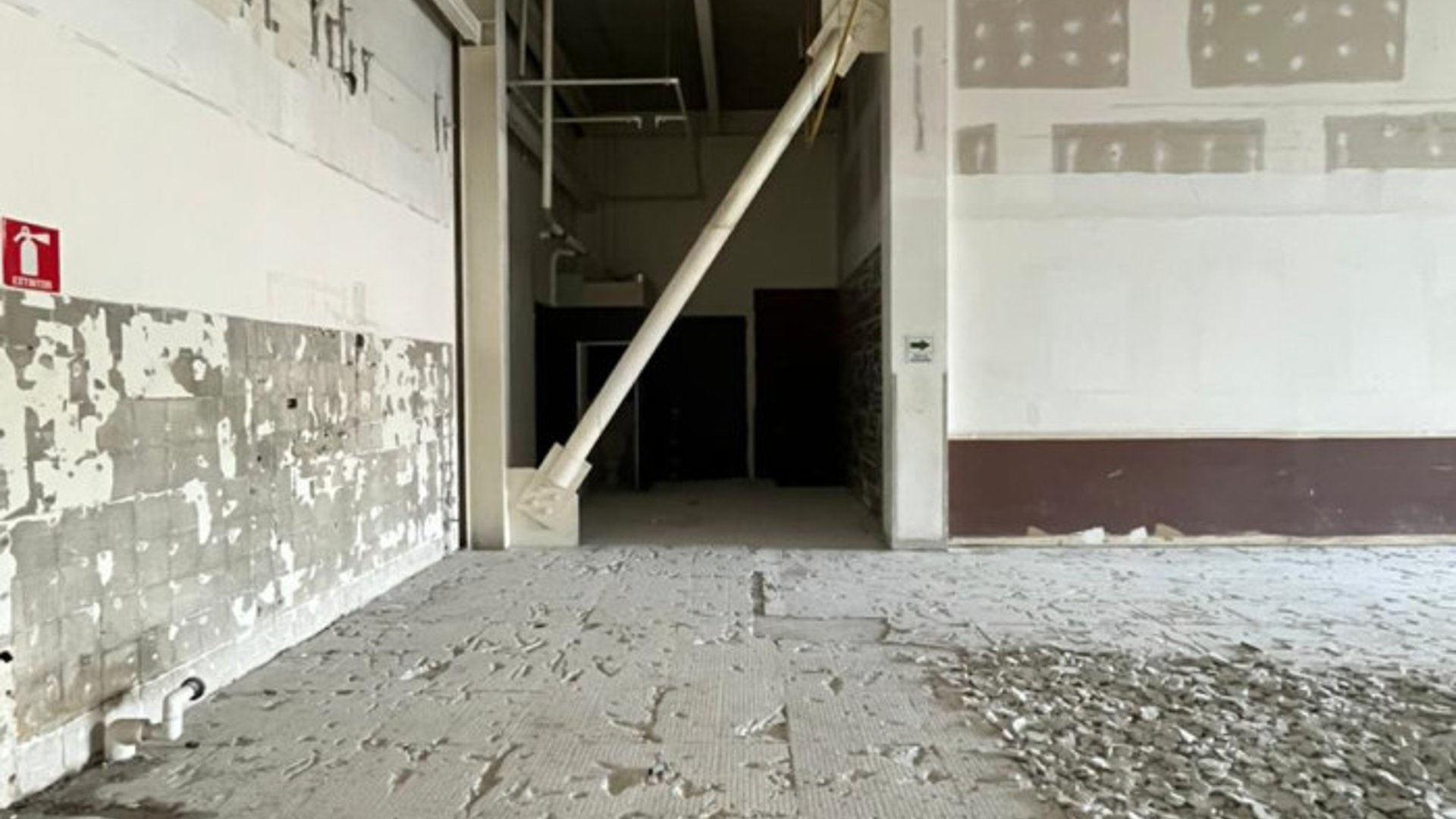 Local Comercial En Renta en Zona 9 - Miniatura 3