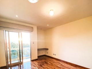 Apartamento en Renta de 2 Dormitorios en Zona 15 Vh1 - 3