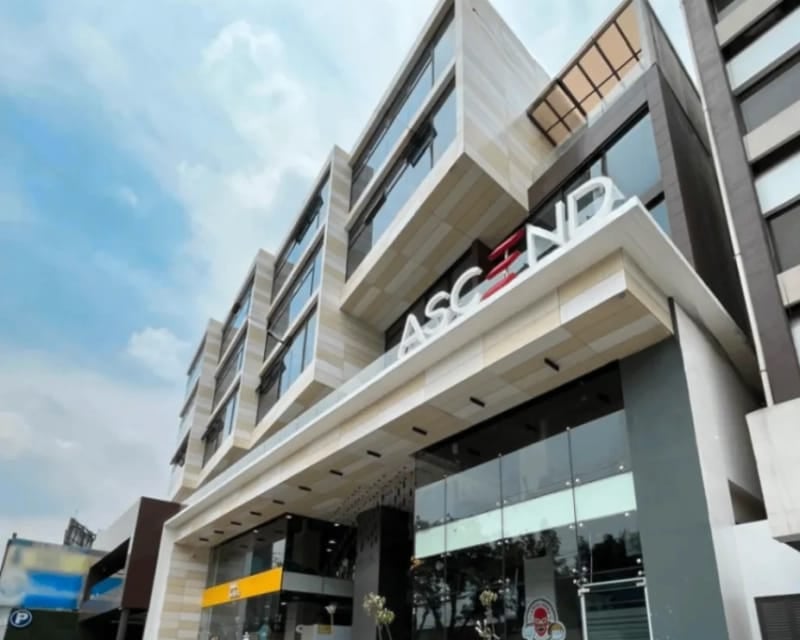 📍 OFICINA EN VENTA – 35 M² + AMUEBLADA | EDIFICIO ASCEND | ZONA 9