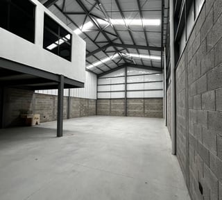 Bodega en Renta en Villa Canales, Guatemala - 375m²