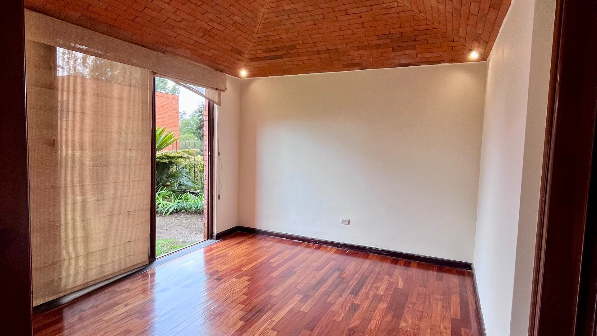 Linda Casa en Renta  Km 16.6 CES - Miniatura 3
