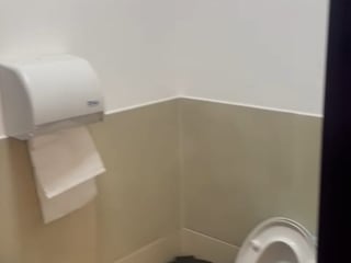 OFICINAS EN RENTA/VENTA EN EDIFICIO VASANTA ZONA 10 - Image 5