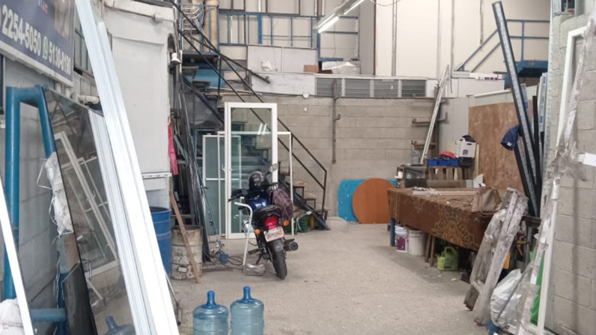 Ofibodega en Renta en Zona 6 de 276 Metros Cuadrados - Miniatura 3