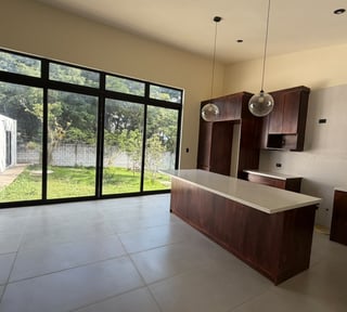 CASA DE UN NIVEL EN CHOACORRAL SAN LUCAS