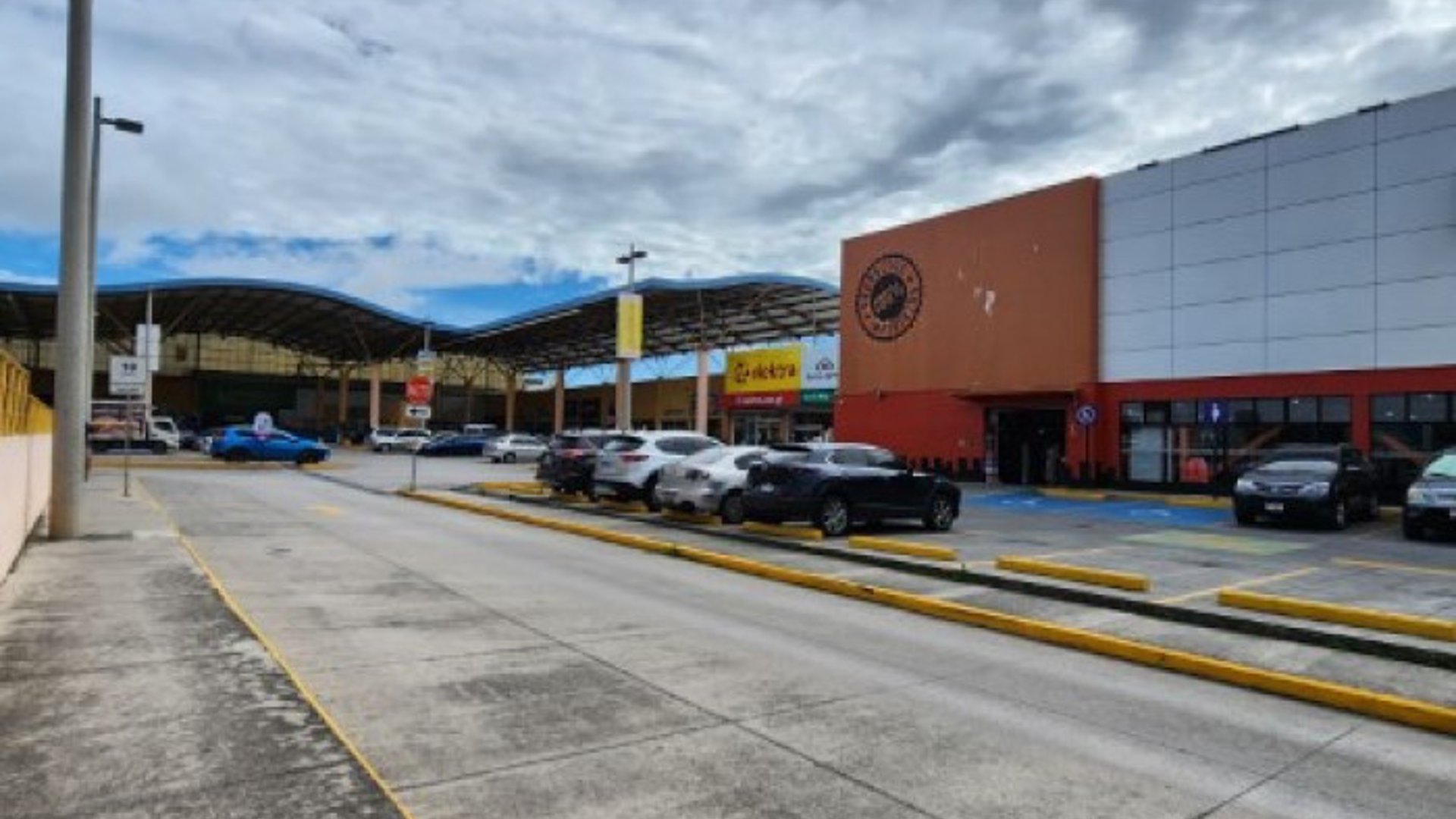 Local Comercial en Venta Plaza San Rafael Zona 18 - Miniatura 6