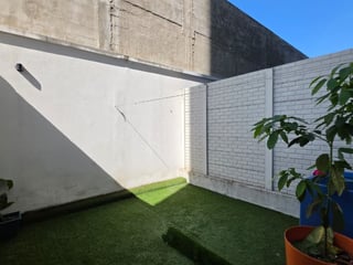 Apartamento Tipo Estudio con Jardin en venta, Zona 12 - 5
