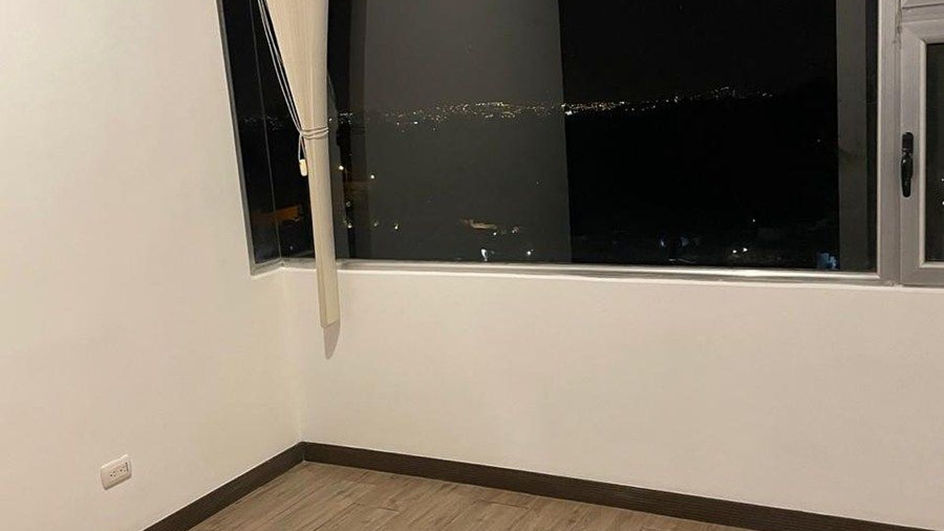 Apartamento en VENTA en Caledonia Zona 16 - Miniatura 4