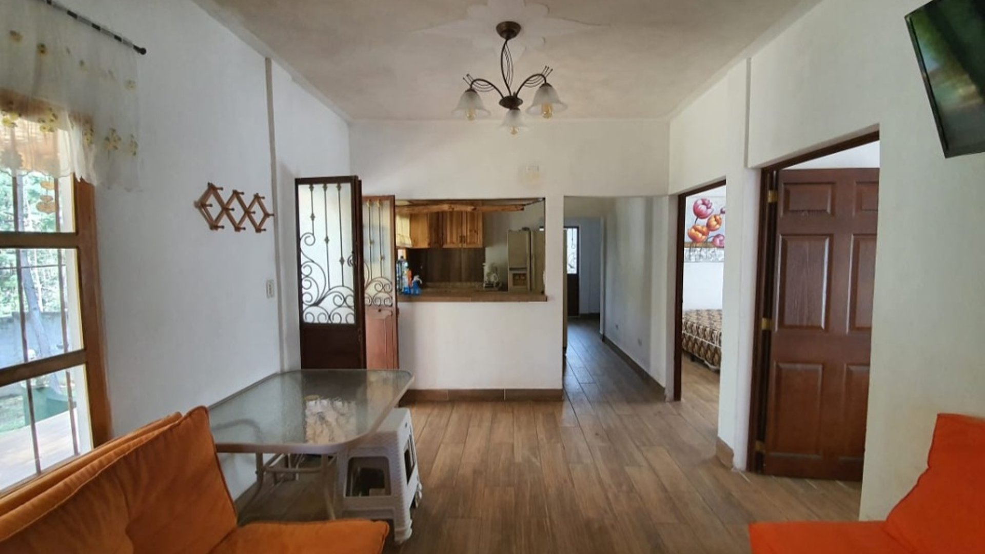 Beautiful house for sale in Santo Domingo Xenacoj, Guatemala - $875,000