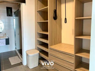 Apartment for Sale in Zona 16, Guatemala City - 2 Bedrooms, Parking, Balcony - Image 9