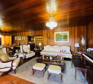 VENTA DE AMPLIA CASA - LOMAS DE SAN RAFAEL, KM 16 CES