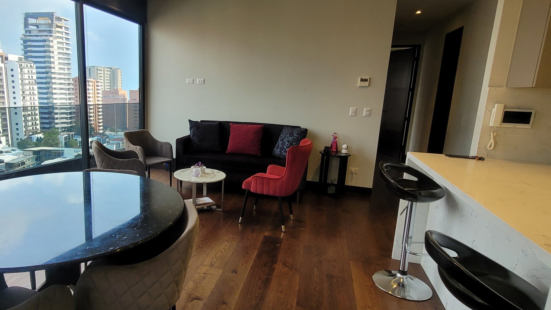 Apartamento en renta amueblado zona 14 Santa Ines del Parque Ref-6070 - Miniatura 6