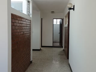 12 Avenida, Casa en Renta en la 12 Avenida de la Zona 10 - 2