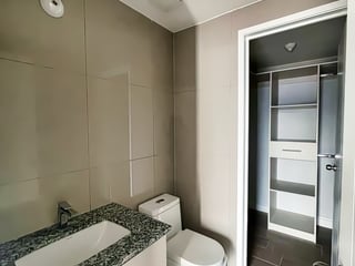 Apartamento En Venta Zona 11 Edificio TRIBECA - Image 15