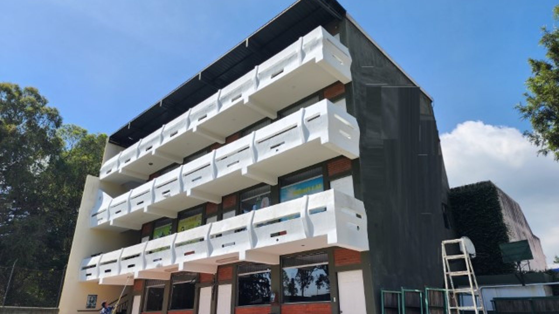 Edificio en Renta San Lucas Sacatepéquez, en el centro