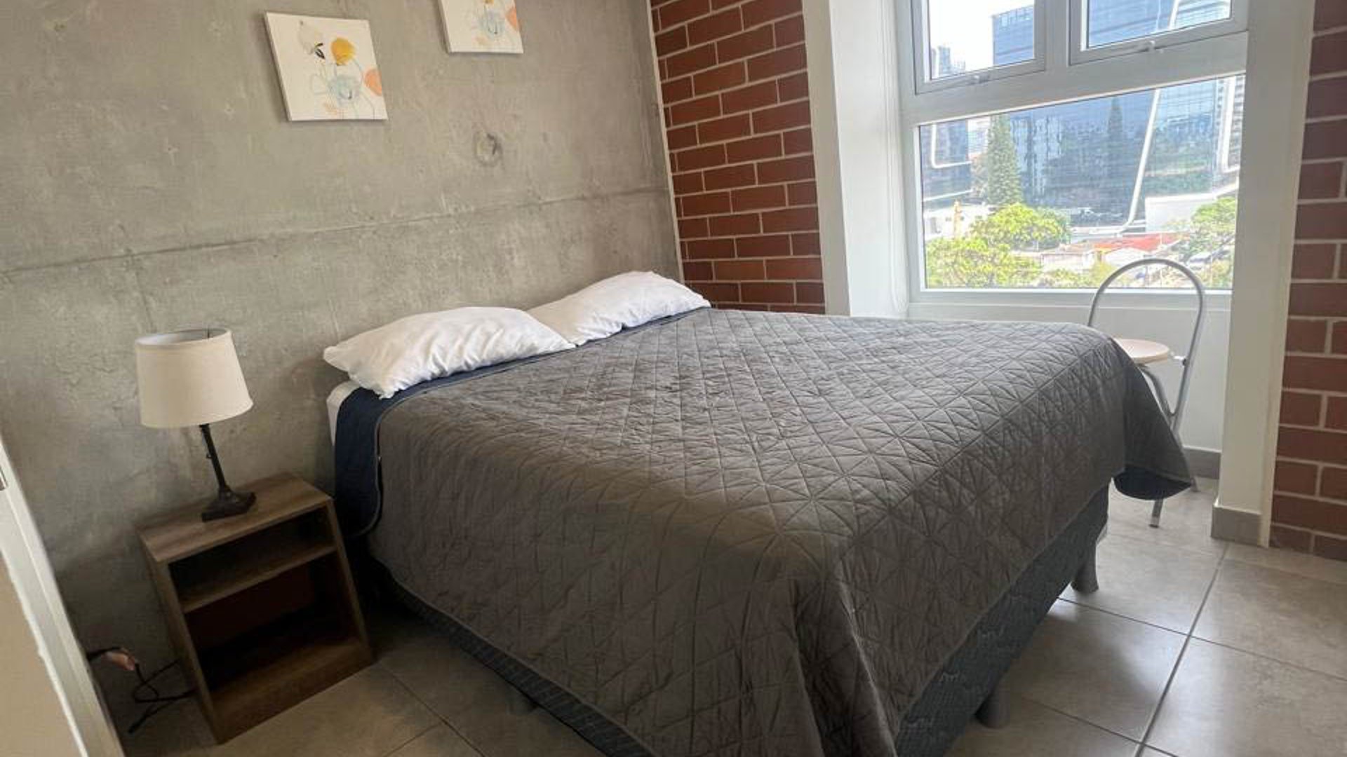 APARTAMENTO AMUEBLADO EN RENTA ZONA 10 - Miniatura 6