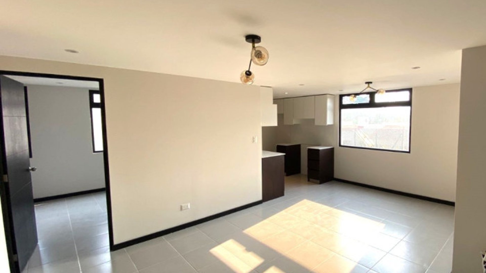 Apartamento en Venta o Renta en Zona 14 - Image 1