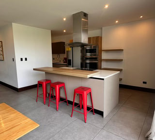 Precioso apartamento de 2 niveles con jardín en ZEN zona 16