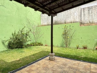 Casa en venta y renta condominio Entreverdes Fraijanes - 3