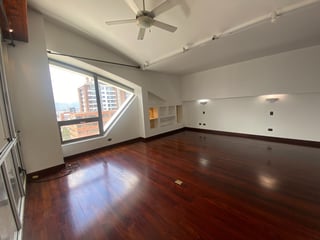 Penthouse en renta - 4 habitaciones y terraza amplia zona 14 Ref-5934 - 5