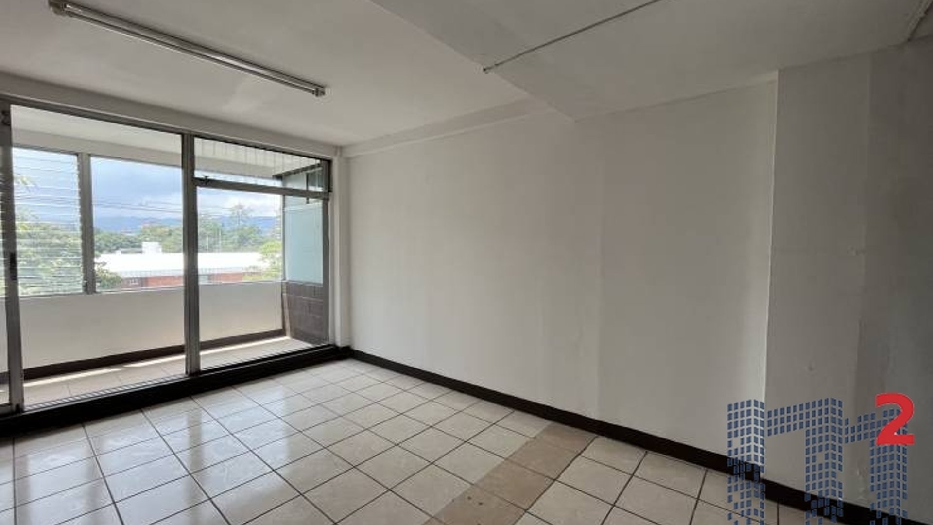Oficina en Renta, Zona 10 (R10382) - Miniatura 3
