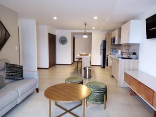 Apartamento amueblado en Alquiler Edificio Mira, zona 10 Guatemala - 3