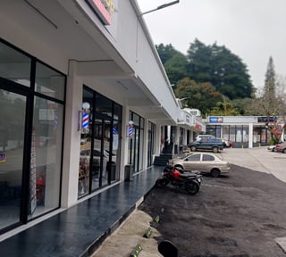 Alquilo Local Comercial - Carretera a San José Pinula