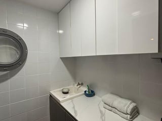 Apartamento con terraza en venta de 3 habitaciones en Z10 Ref-5503 - 5