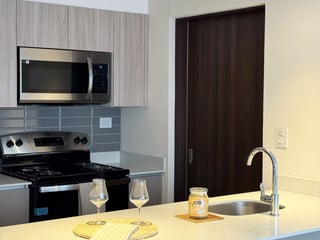 Apartamento en renta, en Zona 16 - Image 2