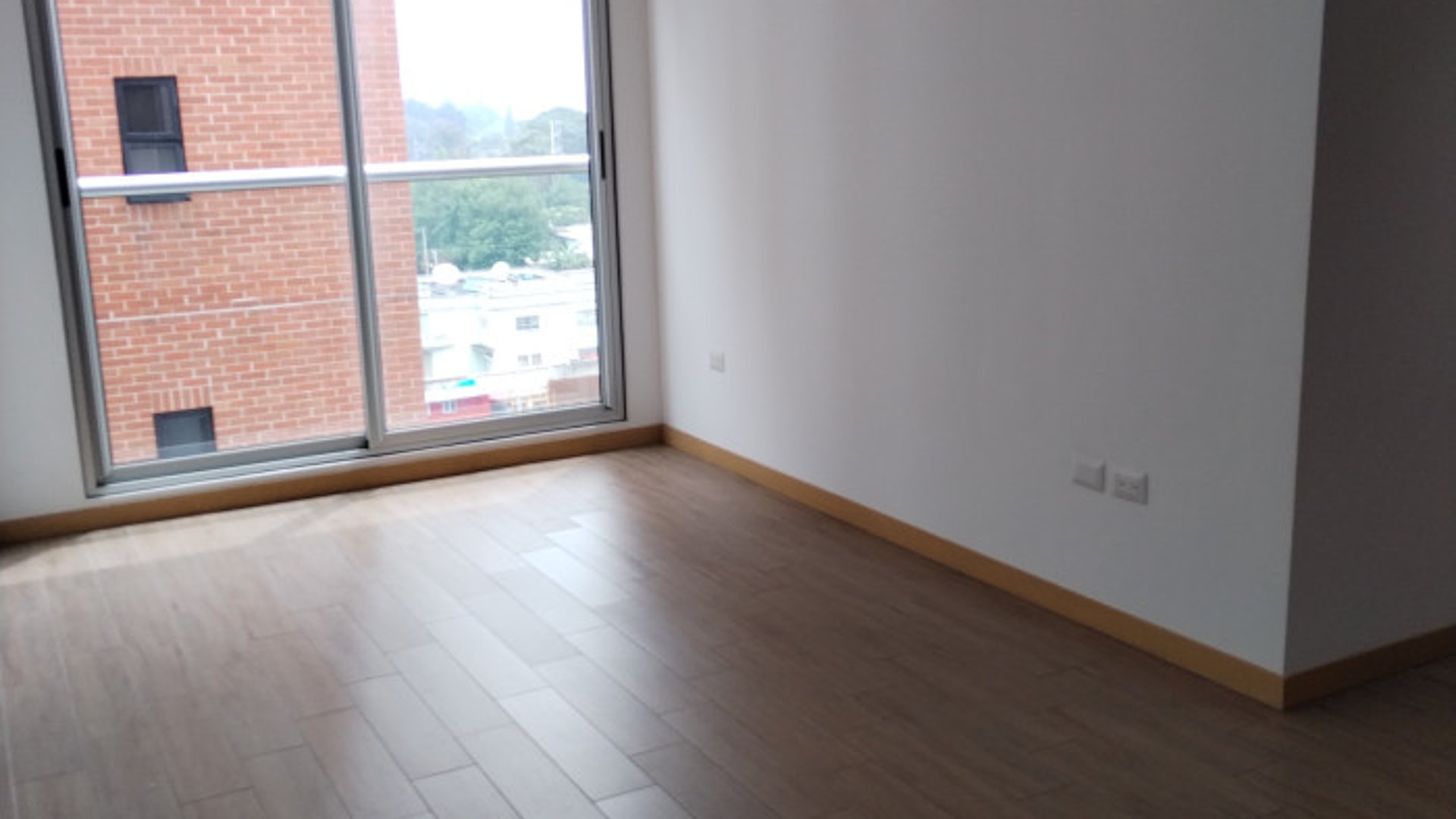 En Renta apartamento 3 habitaciones zona 10 Cityhaus - Miniatura 13