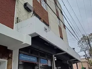 VENTA / RENTA – EDIFICIO COMERCIAL EN ZONA 1 - 4