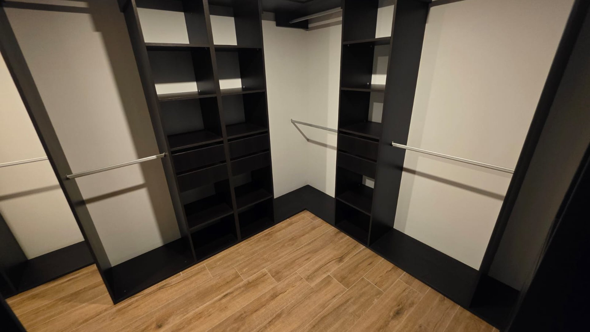 Apartamento en venta de 3 habitaciones en z15 con Gimnasio  Ref-5216 - Miniatura 11