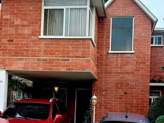 Casa en VENTA en Condominio Villas de la colina zona 12 - 5