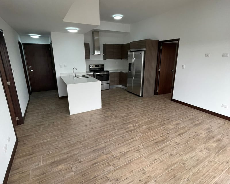 Apartamento en renta en zona 10 / Casalini Diagonal 6
