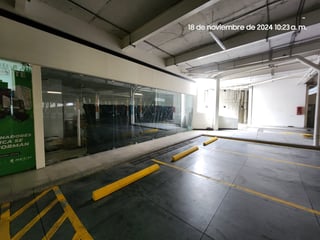 Local en renta dentro de Plaza Comercial zona 9 Ref-5144 - Image 6