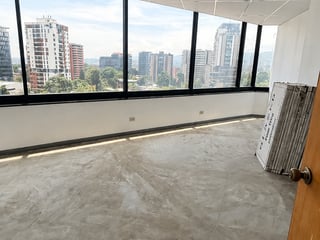 OFICINA EN ALQUILER 86 METROS CUADRADOS | MURANO CENTER | ZONA 10 DE GUATEMALA - 4