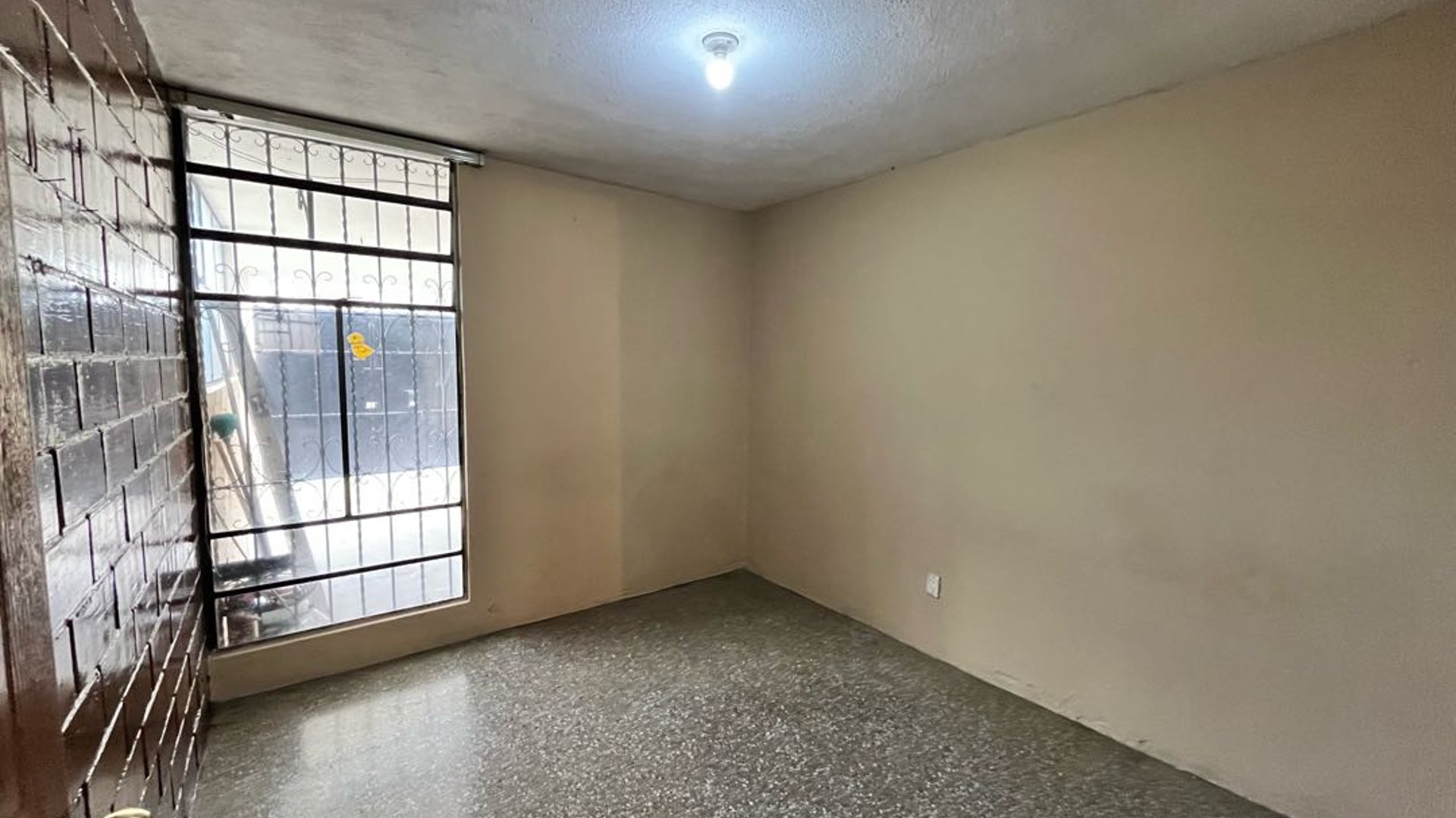 Casa en Venta, Loma Linda, Zona 11 - Miniatura 9