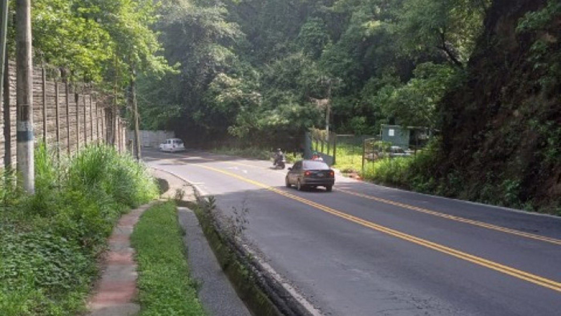 Terreno Comercial sobre Carretera Hacia Boca del Monte - Miniatura 5