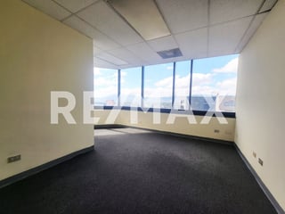 Oficina Penthouse Renta | Zona 10 | Murano Center - Image 4