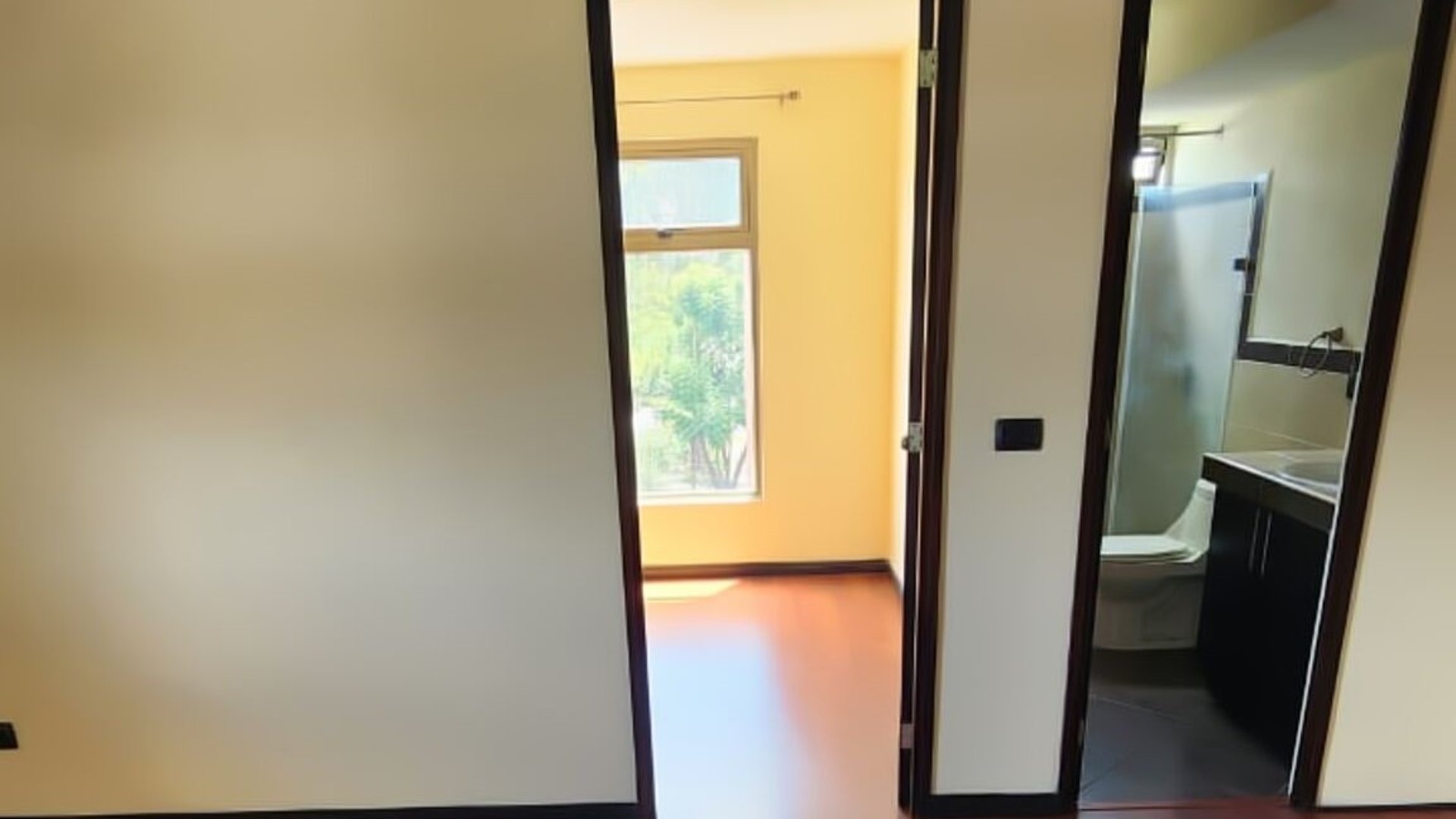 Apartamento amplio en Jardines de Las Charcas, Zona 11 - Miniatura 10