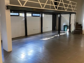 Local en Venta en Zona 10 Desing Center - 3