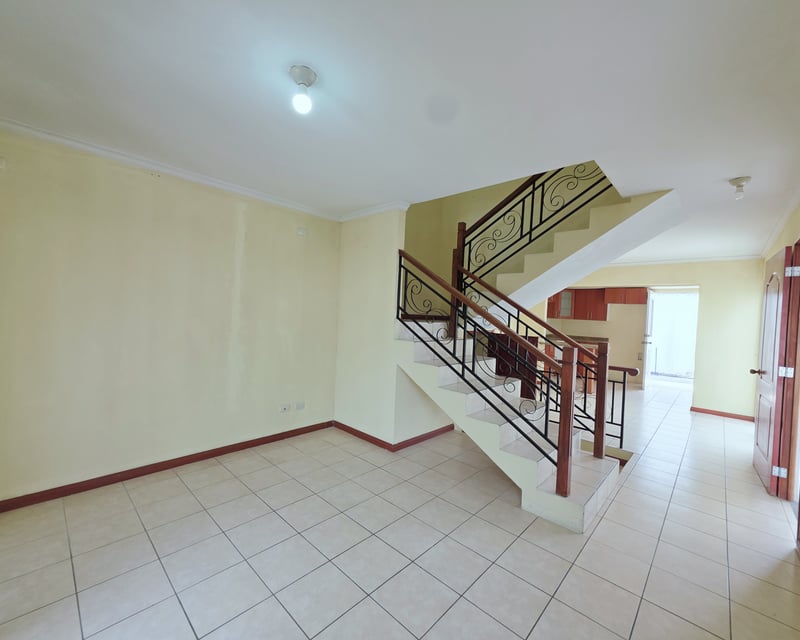 Casa en Venta en Hacienda de Las Flores Villa Nueva