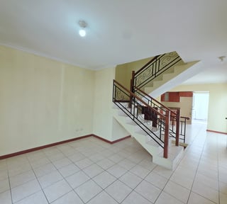 Casa en Venta en Hacienda de Las Flores Villa Nueva