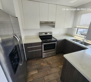 Apartamento con terraza en renta - 3 habitaciones en zona 10 Ref-5764