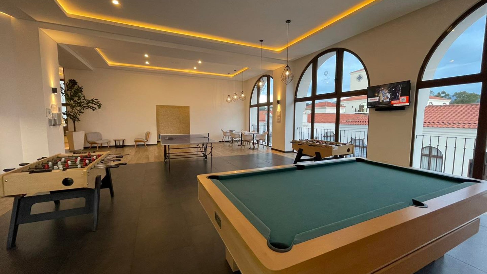 ALQUILER DE HERMOSO APARTAMENTO - LIRIOS DE CAYALÁ, ZONA 16 - Miniatura 25