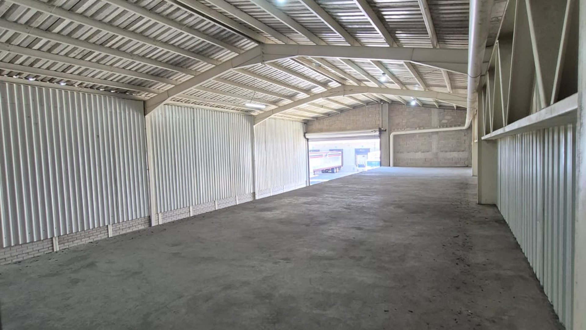 ???? OFIBODEGA EN RENTA – 390 M² | COMPLEJO INDUSTRIAL| MAZATENANGO - Miniatura 2