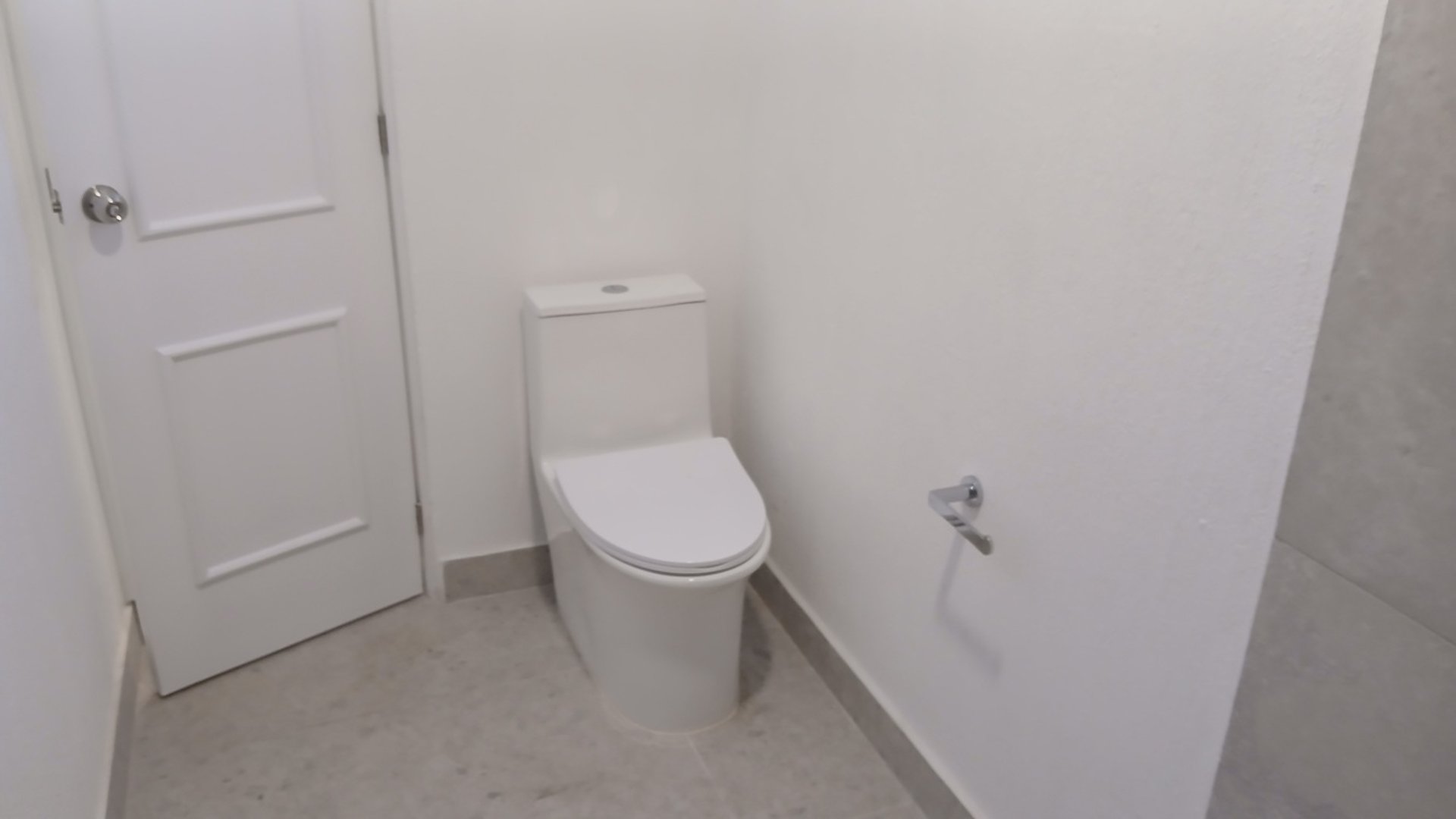 VENDO ZONA 3 CASA GRANDE EN COLONIA BRAN - Miniatura 33