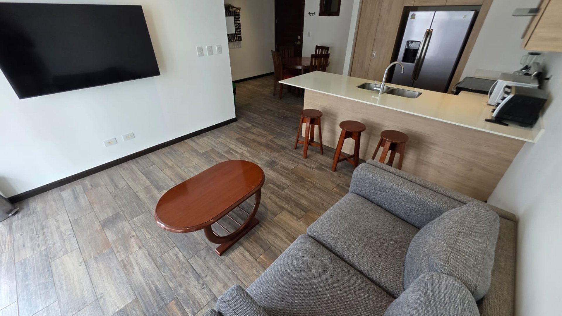 Apartamento en renta amueblado en Lirios se Cayala zona 16  Ref-5860