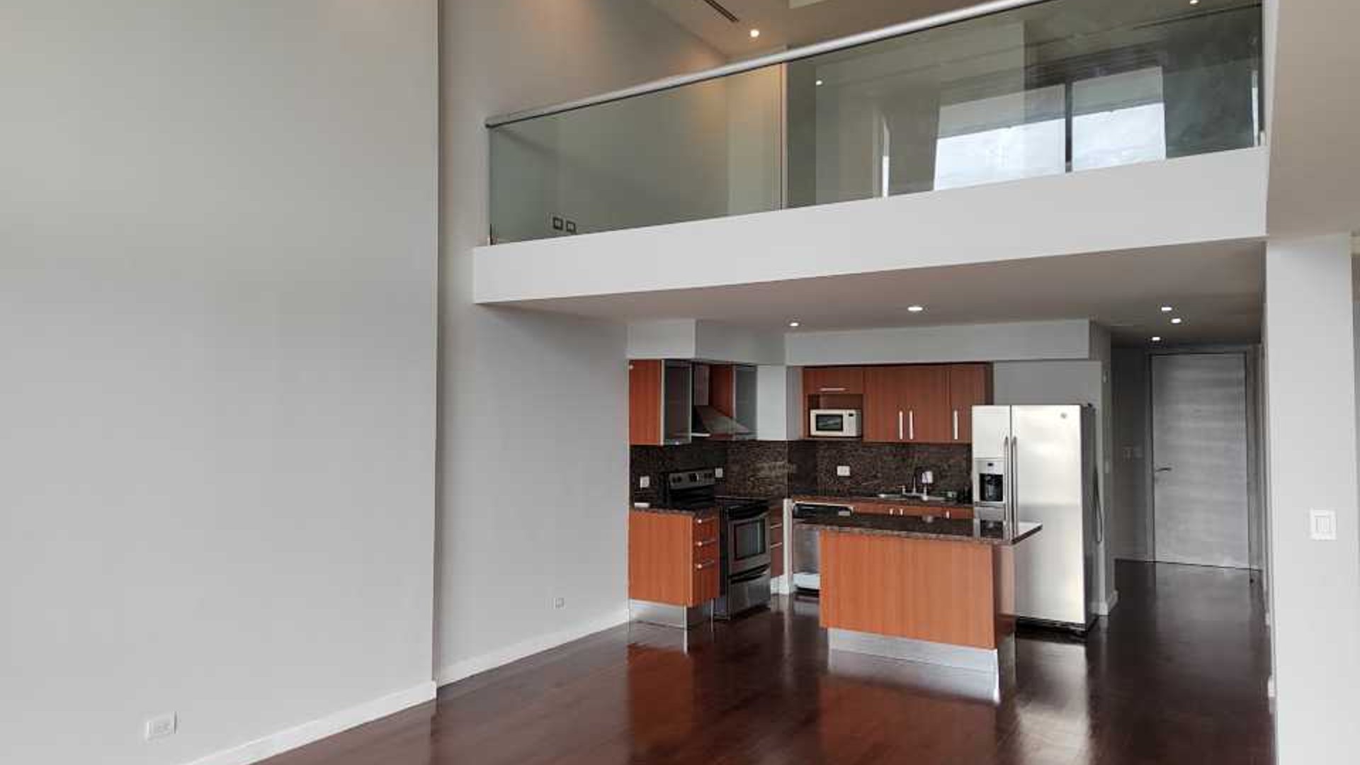 Vendo apartamento zona 10 - Miniatura 6