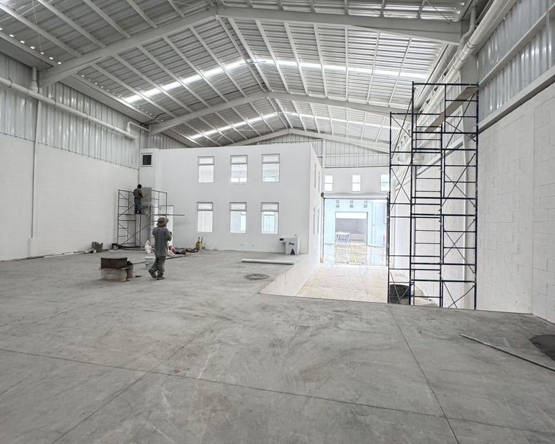 BODEGAS A ESTRENAR / km 28 CAES