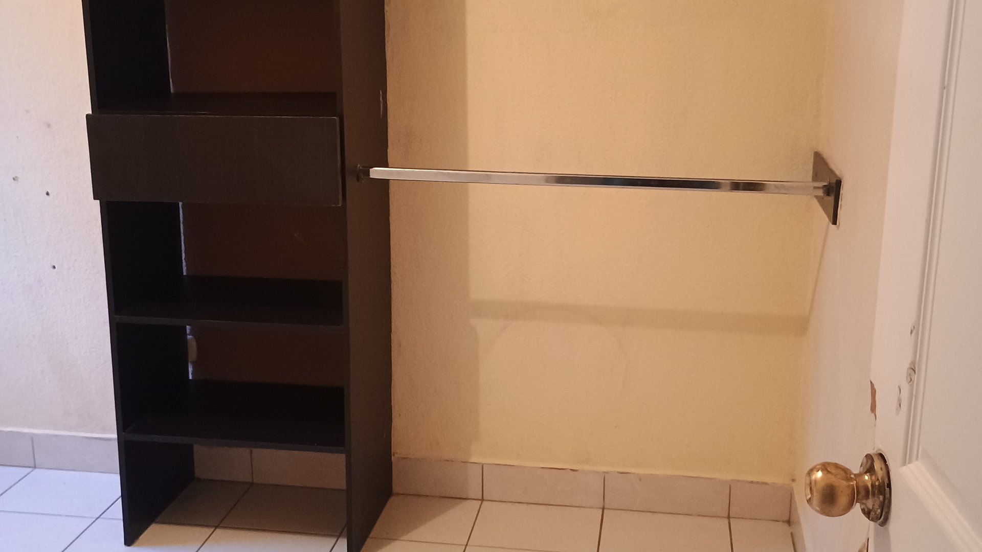 Casa en alquiler en cañadas de San José pinula - Miniatura 5